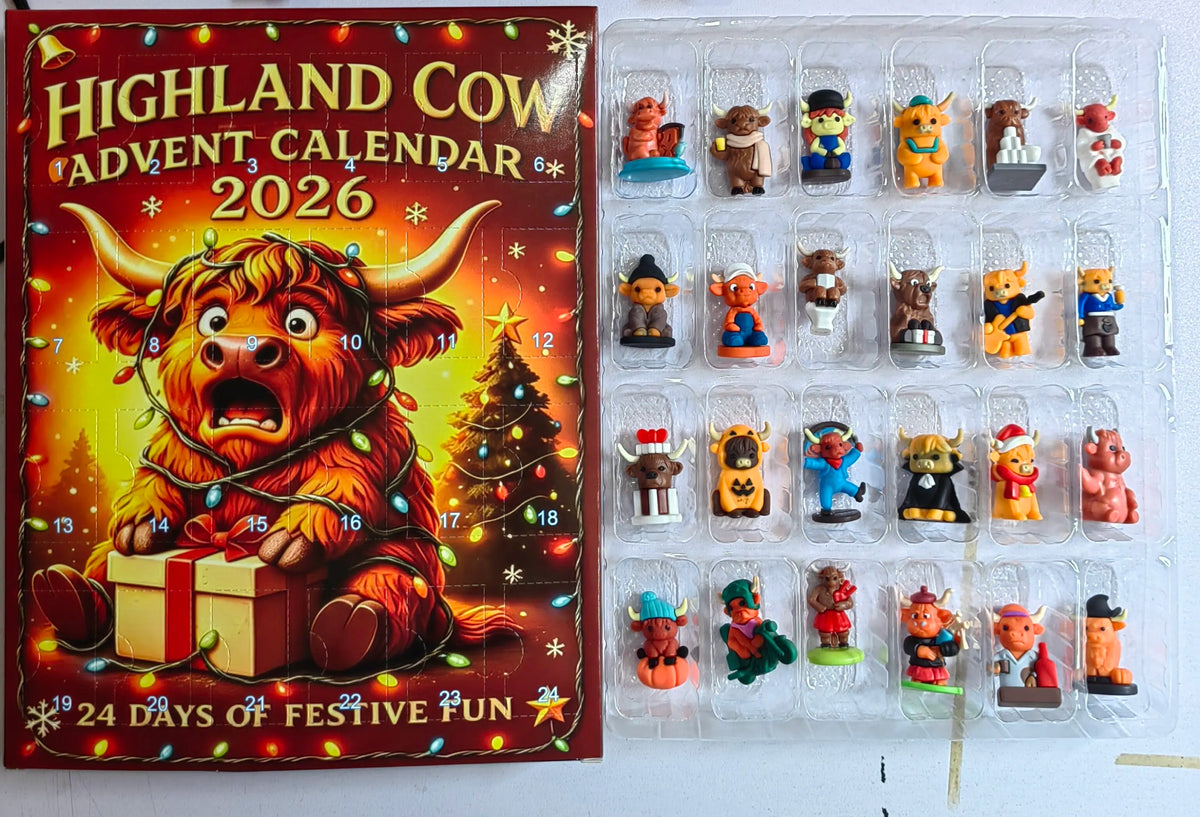 Highland Cow Figures Advent Calendar 2026, 24PCS Decorative Hanging Ornament Countdown Calendar Christmas Gift Supplies
